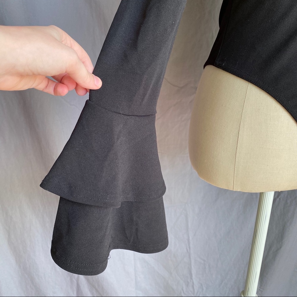 Bell Sleeve Bodysuit - Picture 3 of 4
